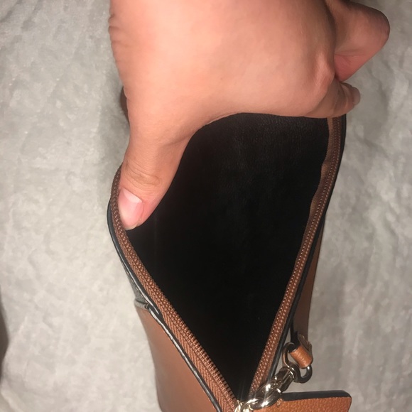 Wristlet - Picture 2 of 5